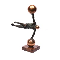Czobor Sándor - Gravitáció (30x15x9cm) bronz