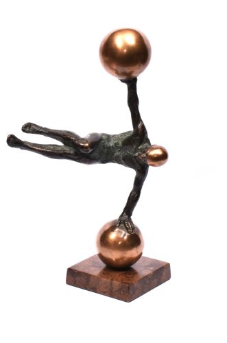 Czobor Sándor - Gravitáció (30x15x9cm) bronz