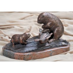Tölgyesi-Poós Anna - Hód család (32 x 16 x 19 cm) bronz